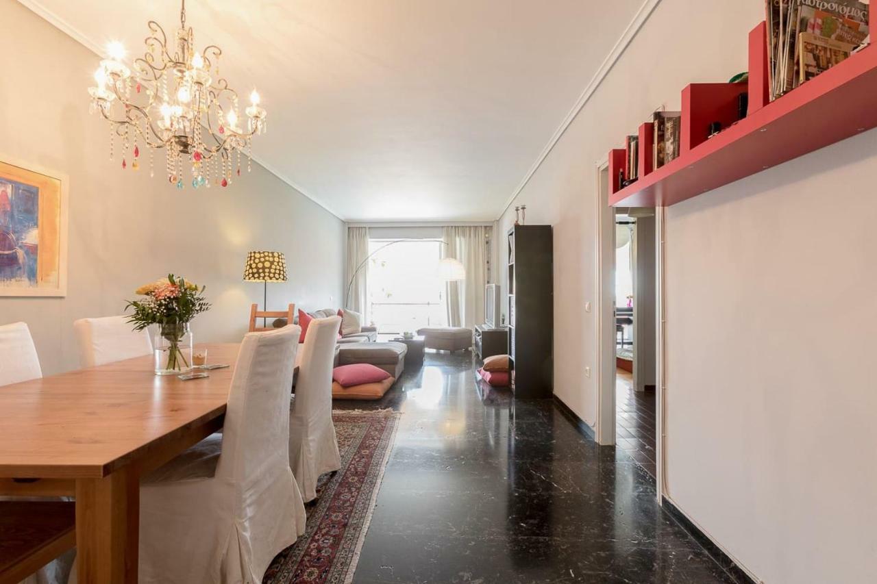 Spacious & Modern Flat In Heart Of Атина Екстериор снимка